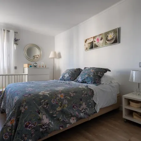 Deluxe Am * Quarteira